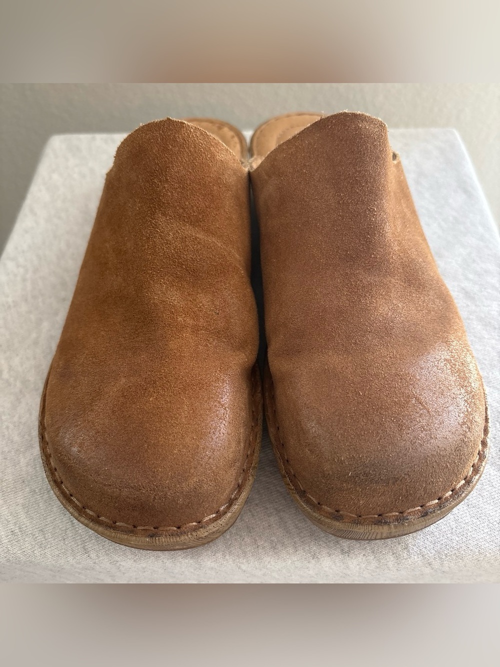 Born Women's Tan Suede Slip-On Clogs - Picture 5 of 7